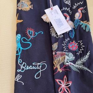 Johnny was Zoe leggings